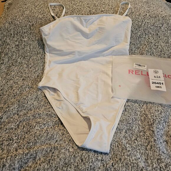 NWT RELLECIGA White One-Piece Swimsuit Large Adjustable Straps Full Coverage - Picture 8 of 10